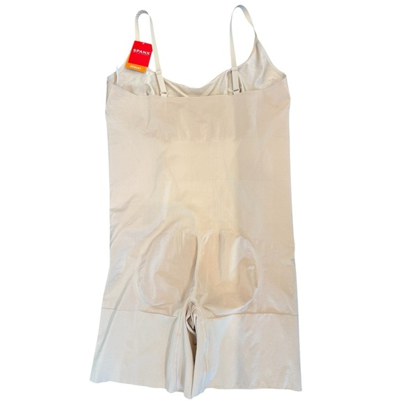 Spanx Mid-Thigh Bodysuit PS7715 Soft Nude Size 3X/3TG NWT - Picture 2 of 4